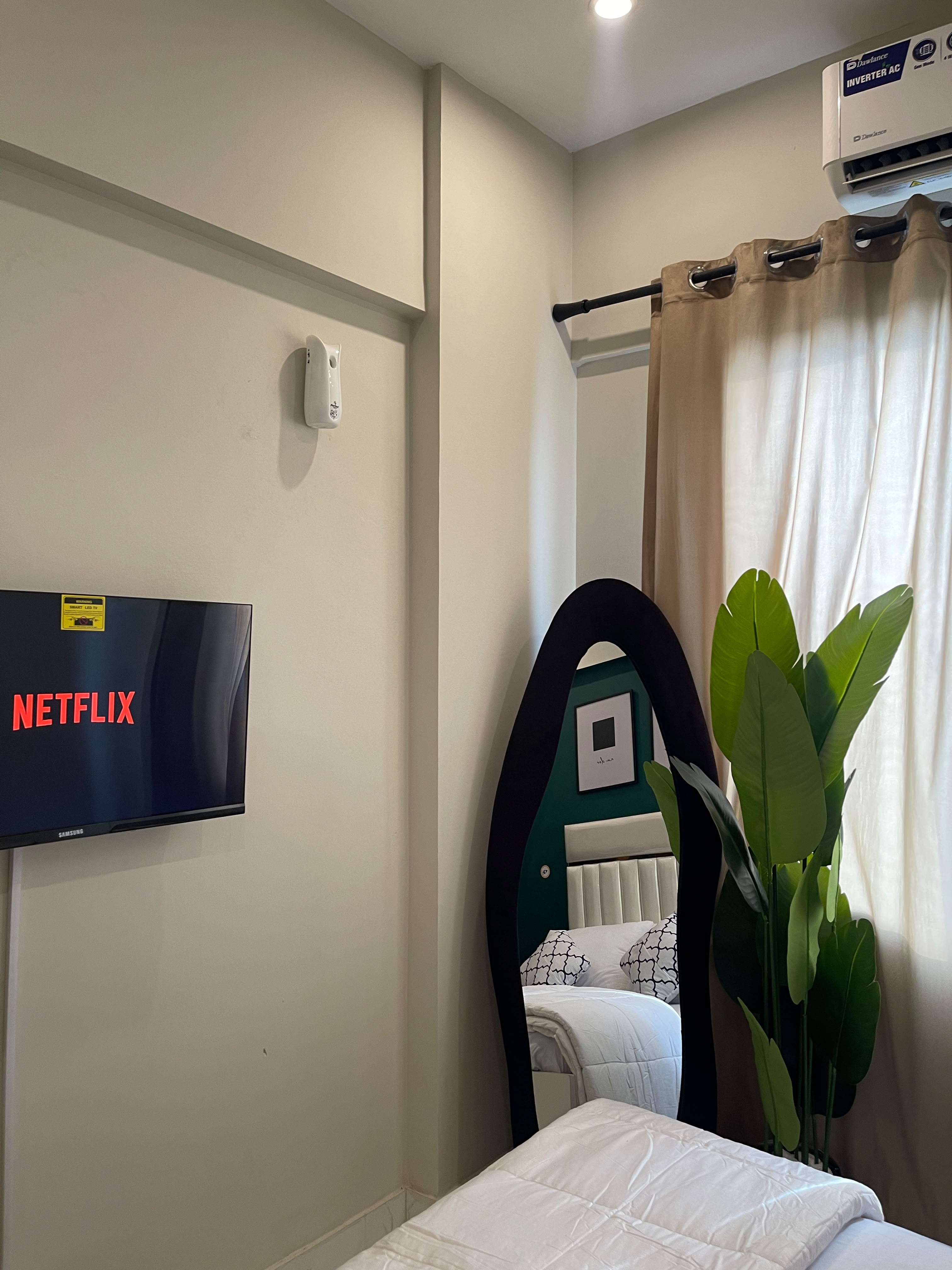 Kozy 2BR | Smart lock | DHA - photo 1
